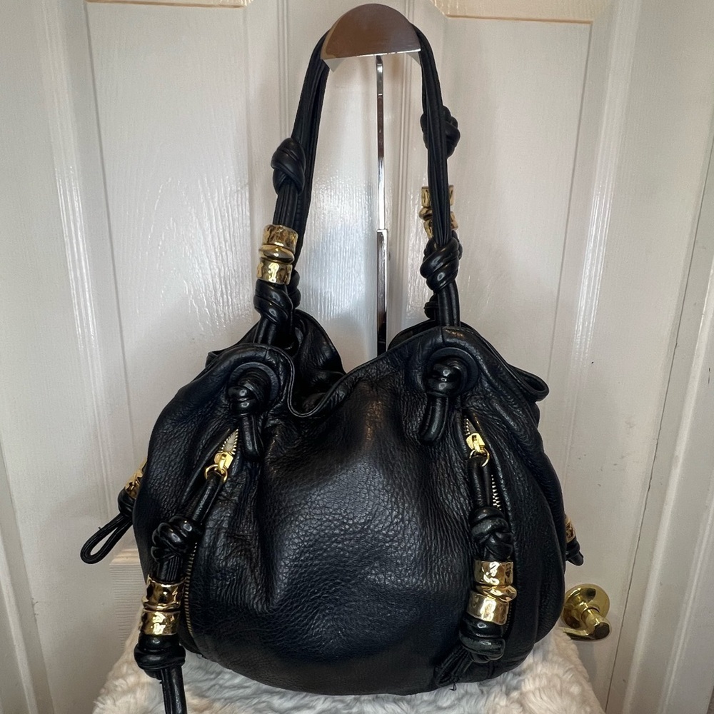MICHAEL KORS BLACK ROSLYN LEATHER
SHOULDER BAG “THE ROSLYN” - Picture 2 of 16